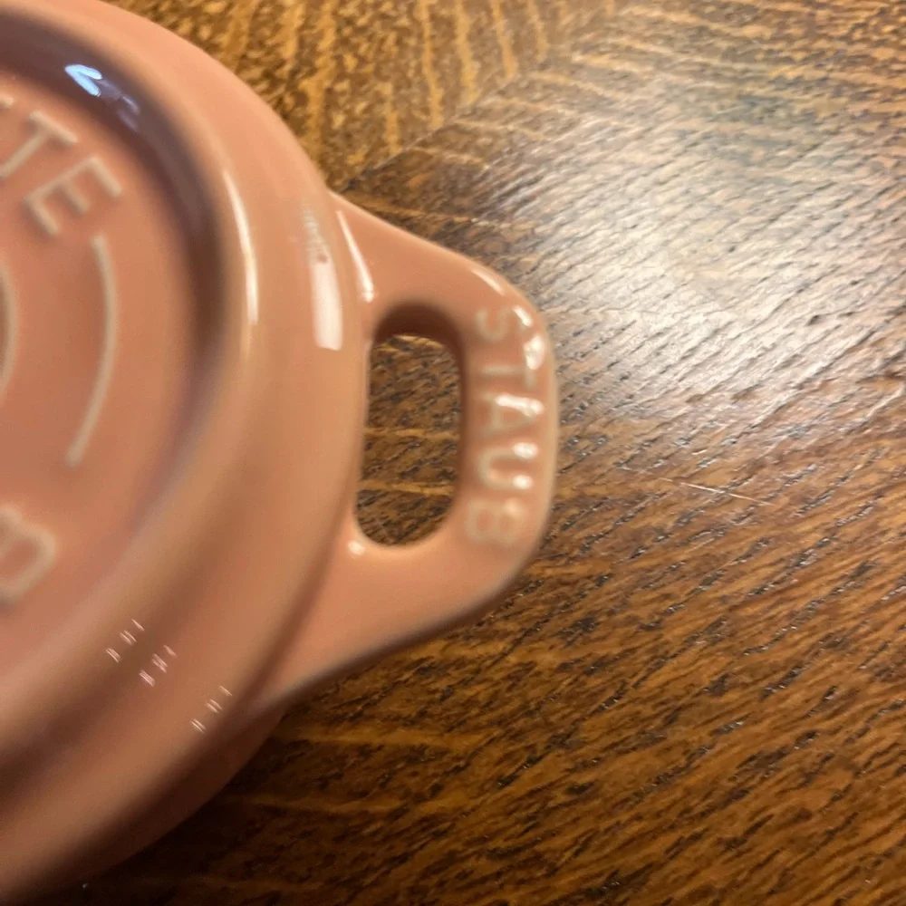 Staub Stoneware Mini La Cotte Pastel Peach 🍑 - Picture 4 of 6